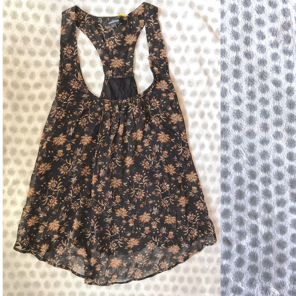 Black decorative sleeveless blouse - large